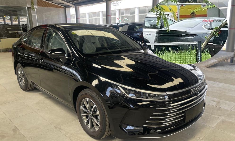 Lộ ảnh BYD 05 tại Việt Nam: Sedan cỡ C dùng động cơ plug-in hybrid, chạy 120km không cần xăng