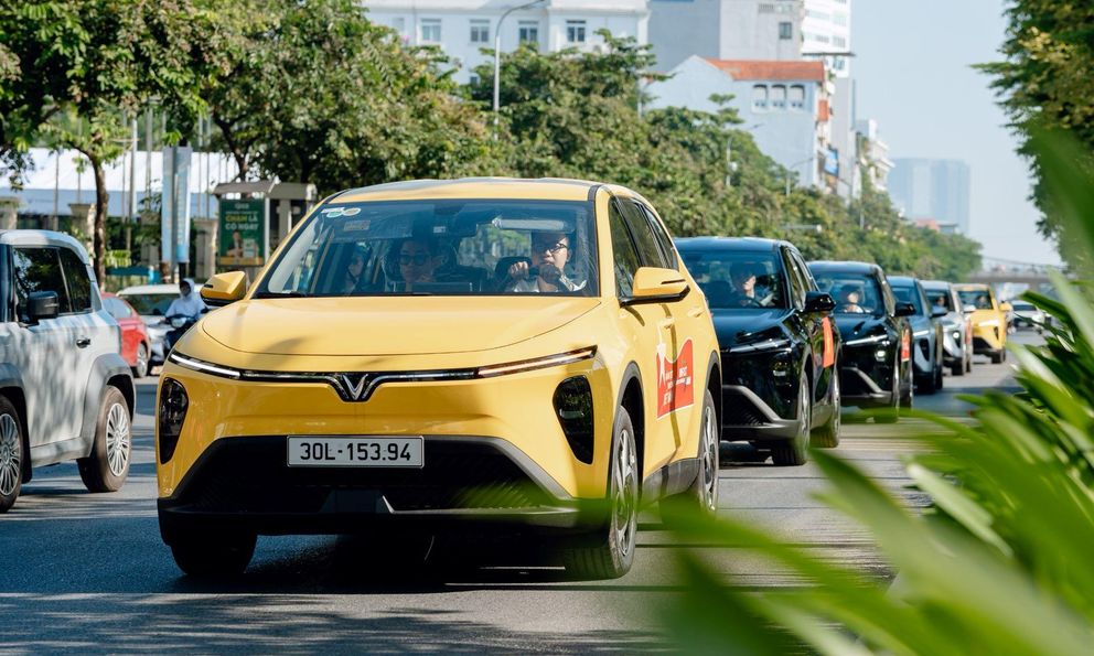 Vừa mở bán tháng đầu tiên, VinFast Limo Green đã chấm dứt kỷ lục doanh số phân khúc kéo dài 1.136 ngày của Mitsubishi Xpander