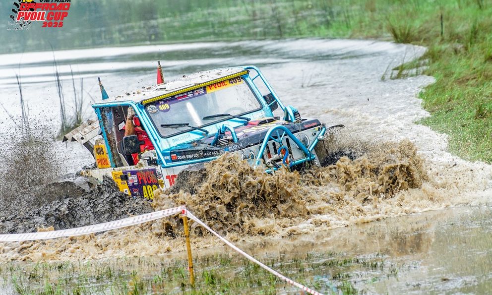 Giải đua xe địa hình lớn nhất Việt Nam khởi tranh: Tổng giải thưởng 600 triệu đồng, 3 ngày, 70 đội, 140 tay đua, 24 đường thi, 750 lượt thi, đường đua đêm quay lại