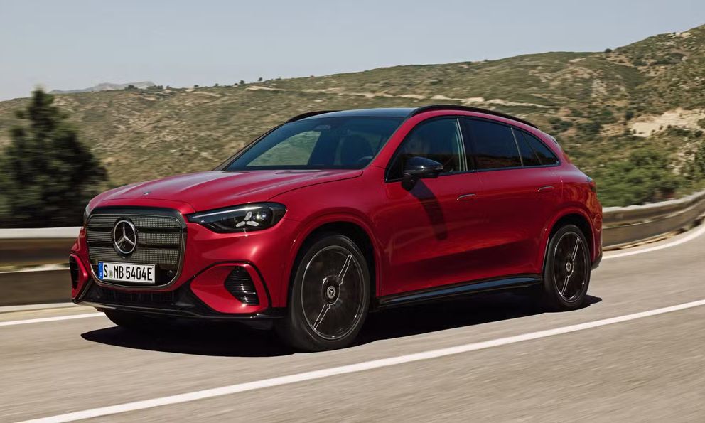 Mercedes-Benz GLC bản 7 chỗ tiếp tục lộMercedes-Benz GLC lộ thử nghiệm bản 7 chỗ đấu X3, thêm lựa chọn cho gia đình đông người diện: Tối ưu độ rộng và công nghệ, phượt Hà Nội - Quảng Ngãi chỉ trong 1 lần sạc đầy