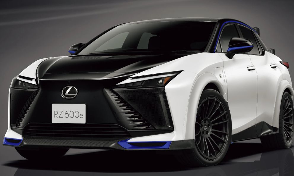 Thích Lexus RX nhưng vẫn chưa đủ thể thao, đây sẽ là phiên bản phù hợp: Mạnh 426 mã lực, 'dát' đầy carbon, khách muốn mua phải xếp hàng bốc thăm