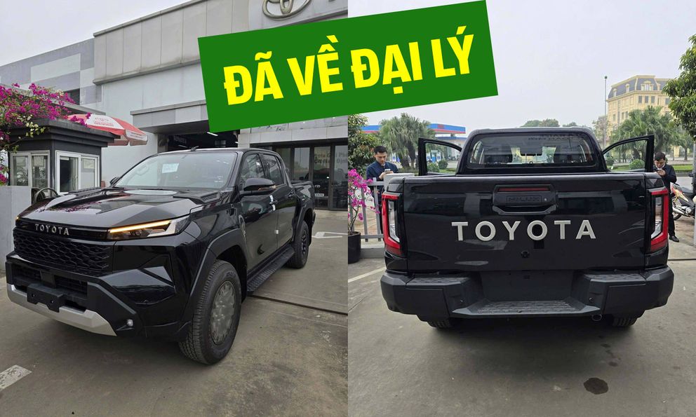 Toyota Hilux 2026 xuất hiện ở đại lý: Nội thất như Land Cruiser Prado, bỏ máy 2.4L, quyết đấu Ford Ranger bằng trang bị khủng