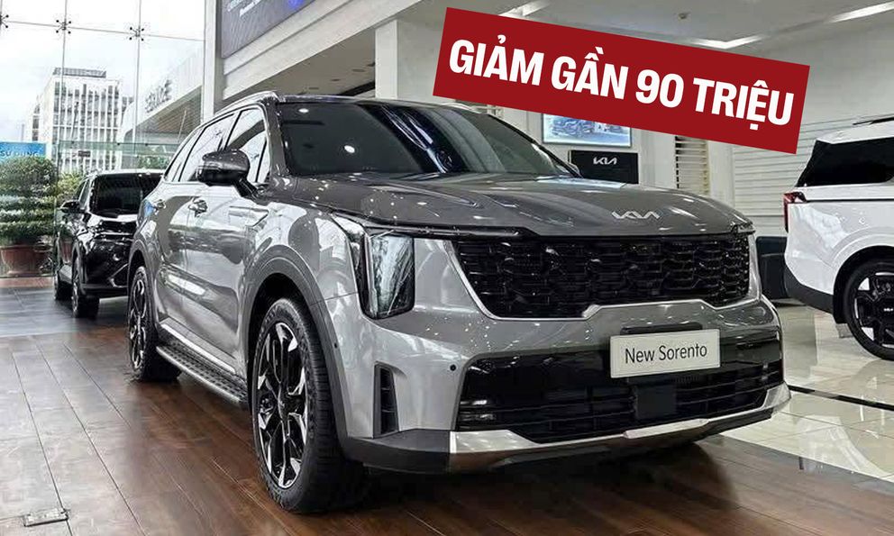 Kia Sorento xả kho tại đại lý, giảm gần 90 triệu đồng, giá thực tế nay đã có thể cạnh tranh Santa Fe, Everest