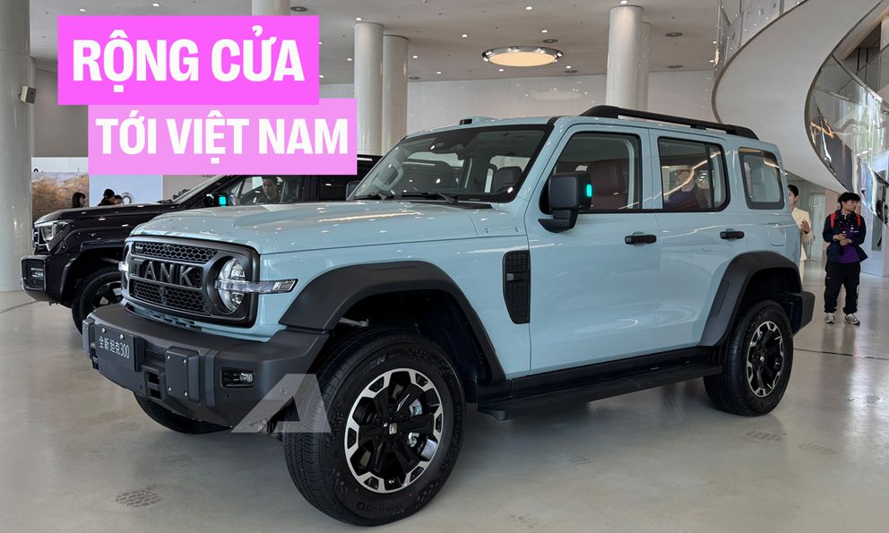 Sang Trung Quốc soi SUV Tank 300 2026 vừa ra mắt: Nâng cấp nhẹ nhưng có thêm công nghệ đáng giá, 'sáng cửa' về Việt Nam với tùy chọn máy dầu 
