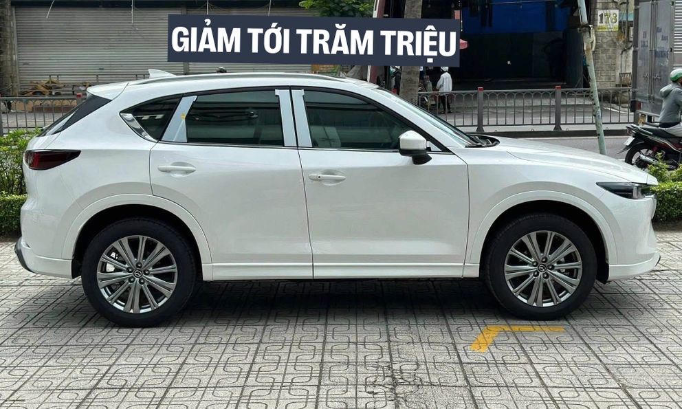 Mazda CX-5 xả kho giảm giá tới 107 triệu đồng tại đại lý, bản cao giá xuống áp sát Toyota Yaris Cross