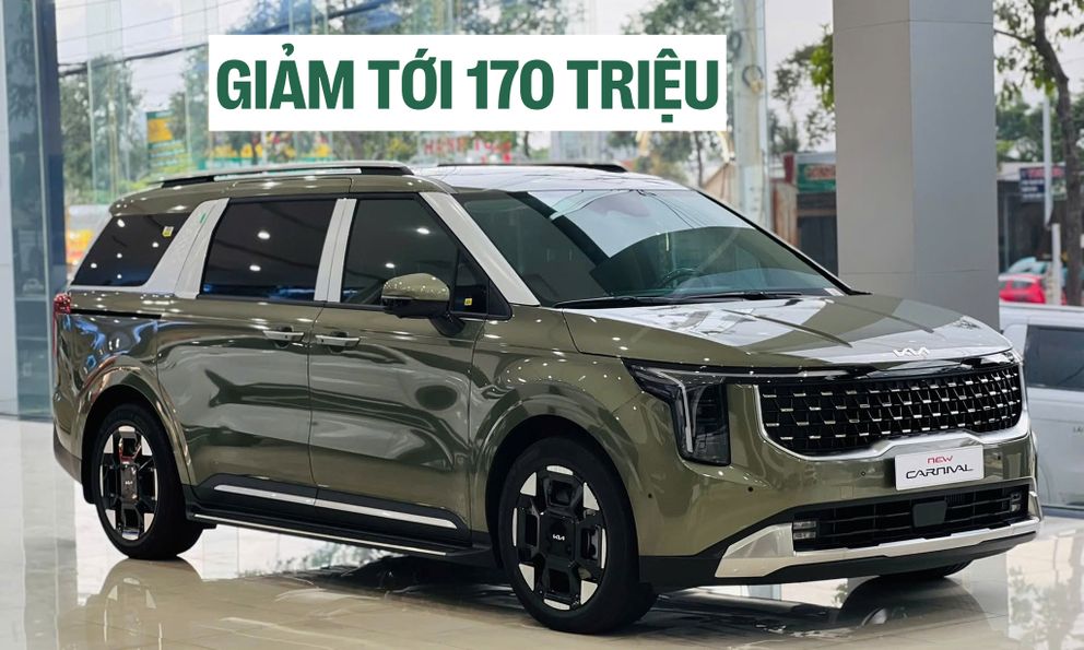 Kia Carnival giảm giá tới 170 triệu tại đại lý, mua mới rẻ như mua cũ