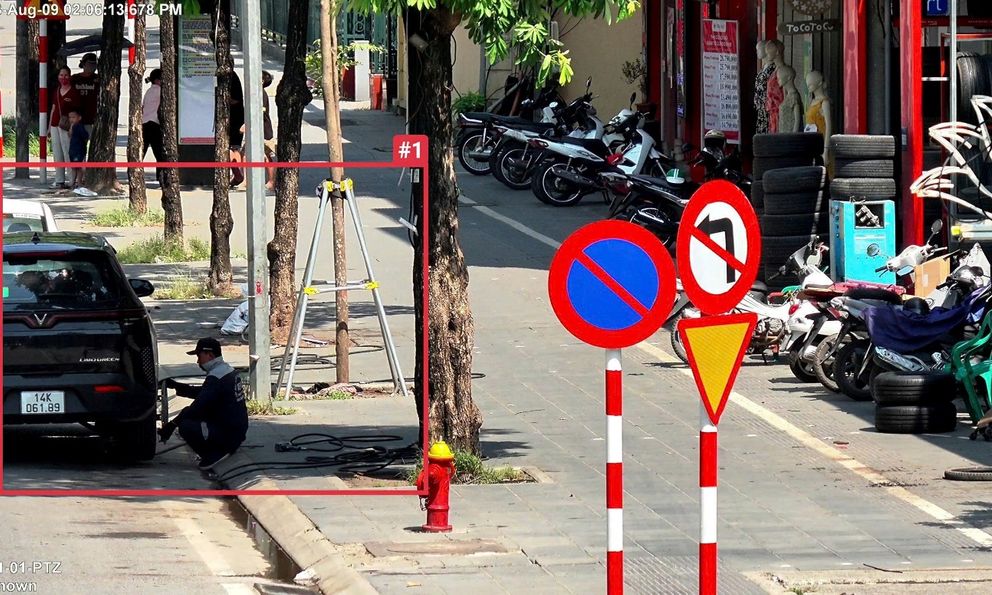Sau hơn 1 tháng tăng gấp đôi mức phạt lấn chiếm vỉa hè, Công an Hà Nội công bố các khu vực sẽ tăng cường giám sát 'phạt nguội' thời gian tới