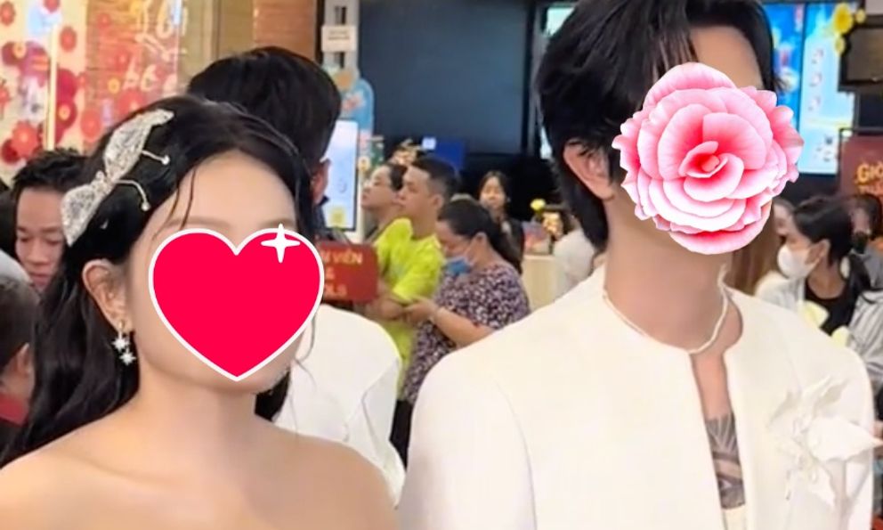 Cặp đôi bị đồn yêu đương hot nhất Vbiz công khai tình tứ, dân mạng phán câu này