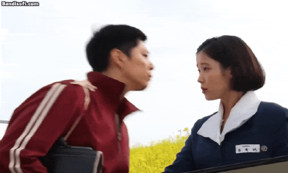 Tính cách thật của Park Bo Gum lộ ra qua cách đối xử với IU