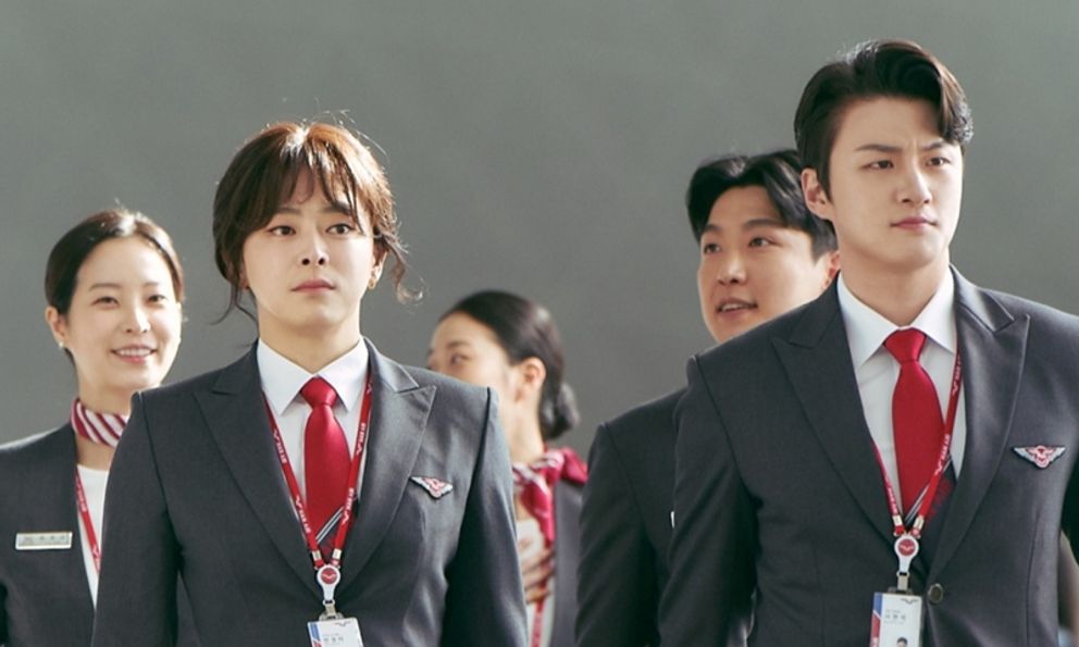 Phim hài Hàn Quốc nên xem lại nhất lúc này: Nam chính vượt mặt Hyun Bin, vai diễn đỉnh đến mức khó tin là thật