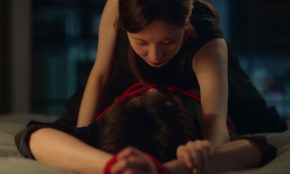 Phim 18+ chủ đề 