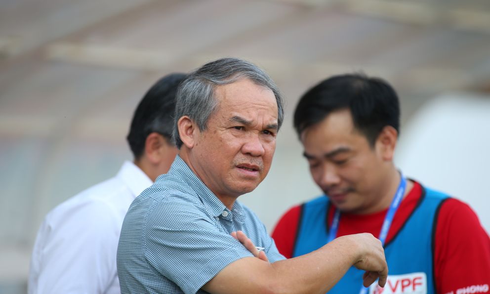 HAGL chia tay 8 tuyển thủ trong kỳ chuyển nhượng, bầu Đức dự tính điều gì?
