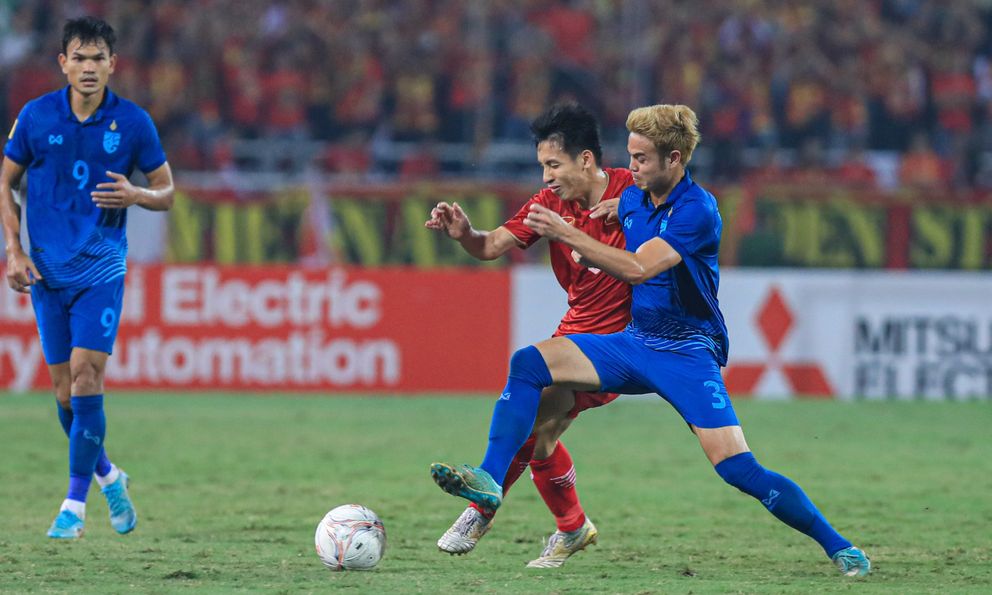 Nóng: Thái Lan chốt đội hình dự AFF Cup, 2 “khắc tinh” của tuyển Việt Nam vắng mặt