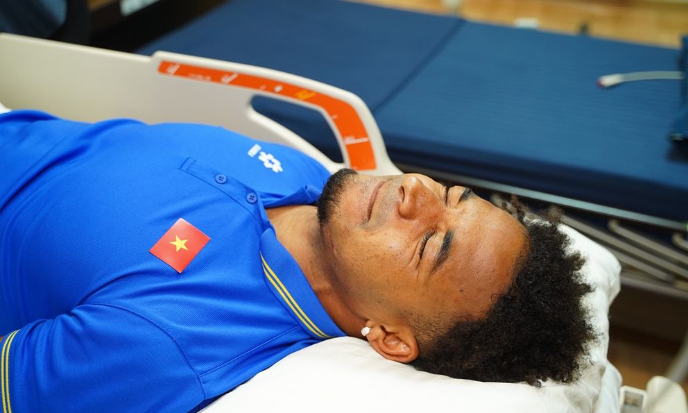 Cận cảnh chấn thương của Xuân Son