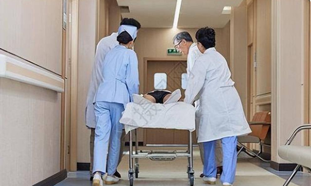 Cháu và con trai xét nghiệm ADN cùng huyết thống nhưng ông nội ý định tự tử: Biết lý do ai cũng thở dài