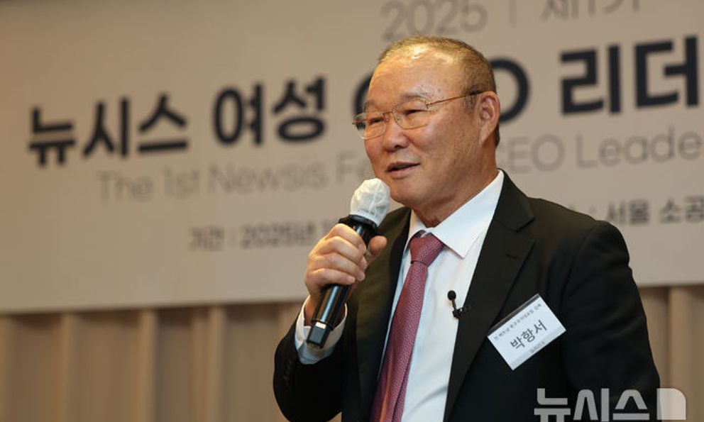 Đội bóng của HLV Park Hang-seo chiêu mộ cựu thủ môn tuyển Việt Nam, đầu tư lớn để lên V.League