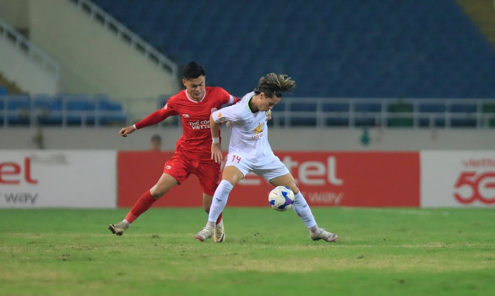 HLV Kim Sang-sik đưa 2 cầu thủ Việt kiều vào kế hoạch cho SEA Games
