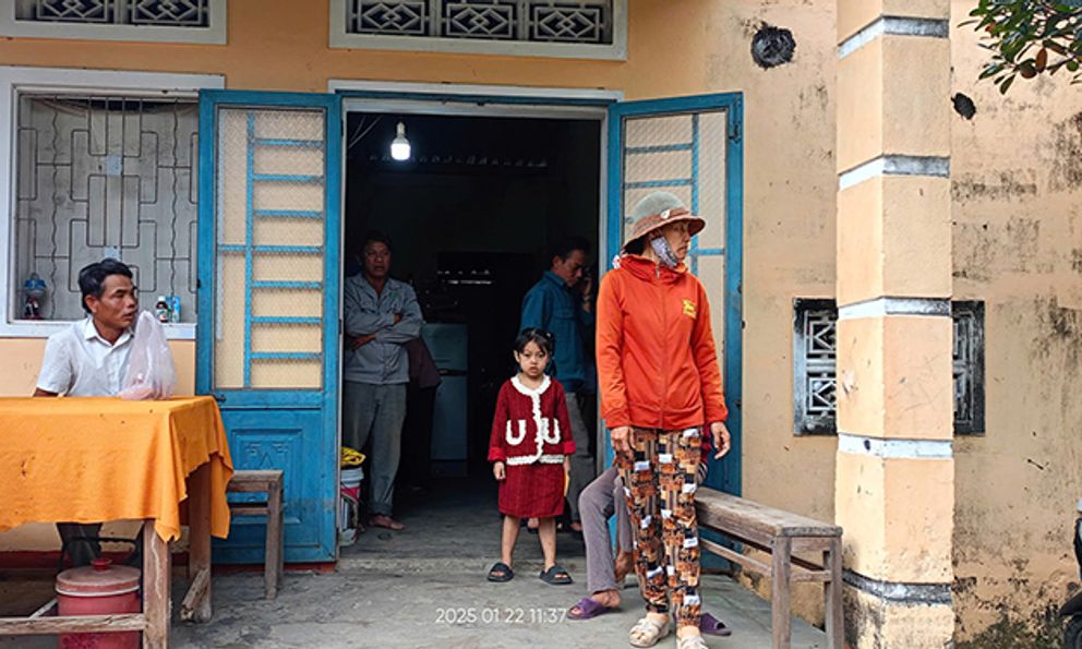 Nữ khách hàng trong vụ 