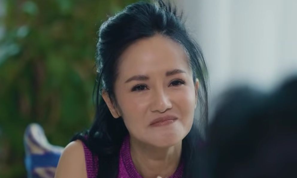 Diva Hồng Nhung: Ông Tôm về nói là bét lớp tôi mới bảo 