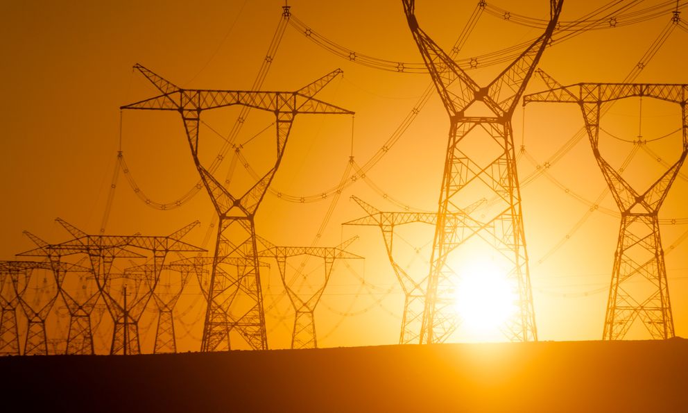 Châu Âu có sẵn 500 Gigawatt công suất điện sạch nhưng người dân không thể dùng: Điện 