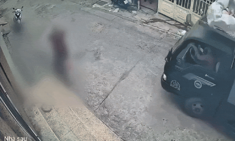 Xe chở rác tông tử vong một phụ nữ đi xe đạp, thông tin về người cầm lái gây phẫn nộ