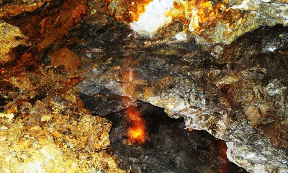 Bất ngờ về trữ lượng vàng vừa phát hiện tại Việt Nam, hai tỉnh nào dẫn đầu về số mỏ 