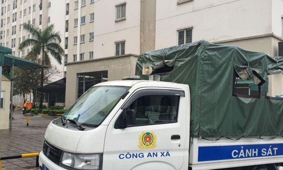 Án mạng tại chung cư ở Hà Nội: Một người chết, nhiều người bị thương
