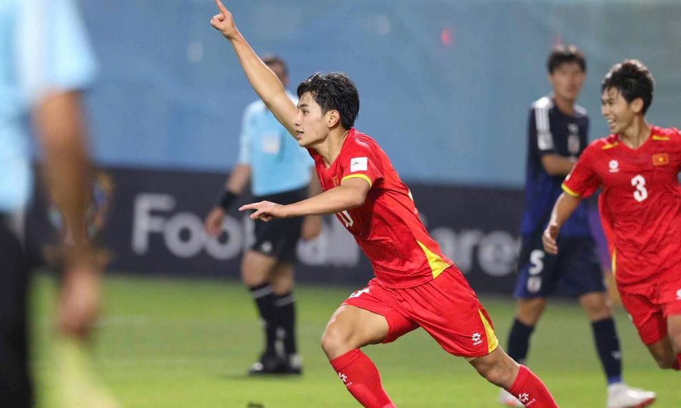 Chiến binh phố Núi “giải cứu” tuyển Việt Nam, kế hoạch lớn của bầu Đức lại thu về trái ngọt