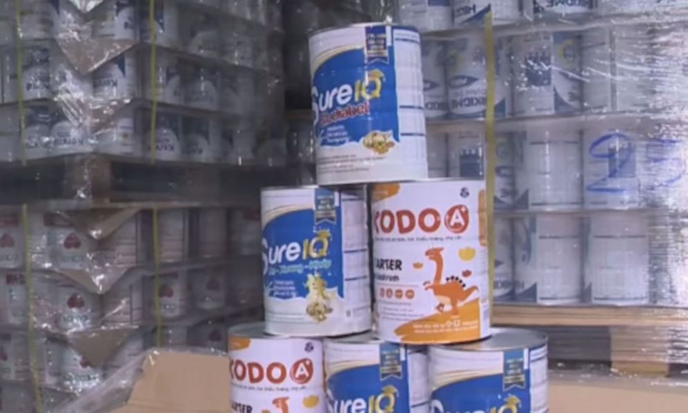 2 thủ đoạn phân phối sản phẩm của dây truyền sản xuất sữa bột giả, khách hàng liền “sập bẫy”