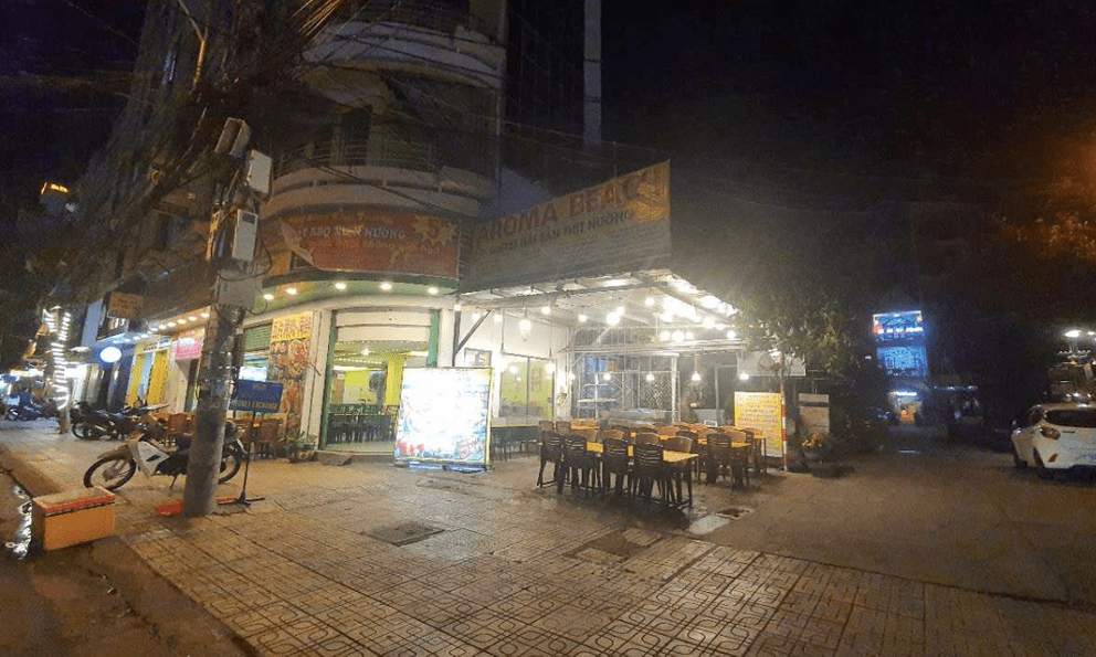 Bán đĩa rau muống xào 500.000 đồng, chủ quán có hành động gây bức xúc sau 2 tháng bị phát giác