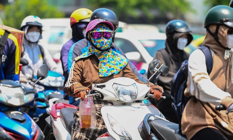 Tin mới nhất về đợt nắng nóng diện rộng đầu tiên, kéo dài nhiều ngày ở miền Bắc