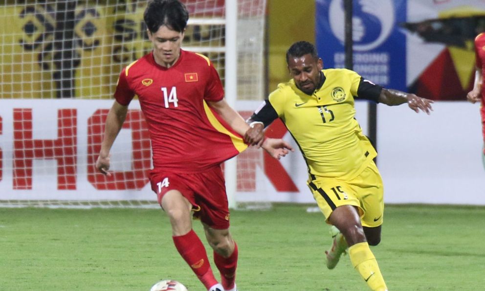 Bóng đá Malaysia gặp khủng hoảng lớn, tràn ngập lo lắng trước trận đấu tuyển Việt Nam