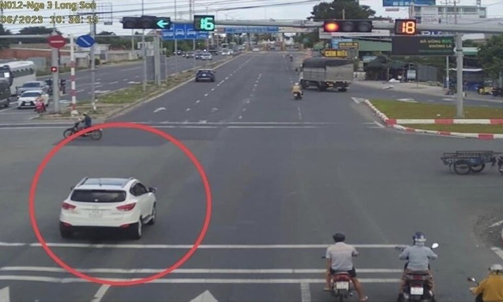 Các chủ xe vượt đèn đỏ trong danh sách nhanh chóng nộp phạt nguội theo Nghị định 168