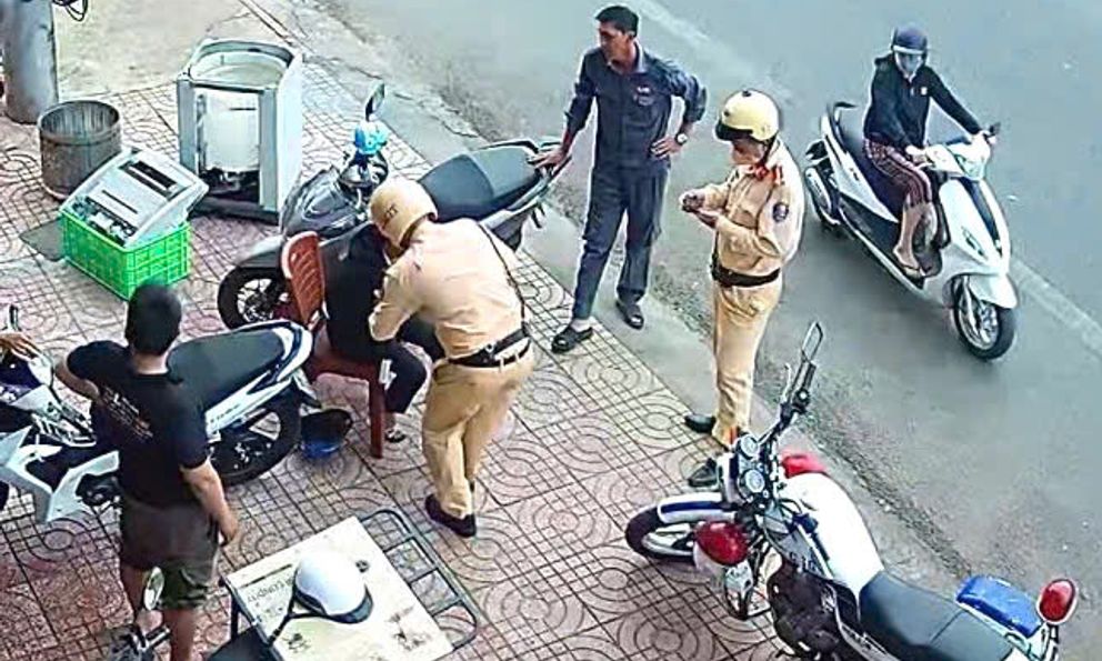 Lá thư của cô gái bị đau tim, ngất xỉu khi đang lái xe khiến hàng ngàn người người xúc động