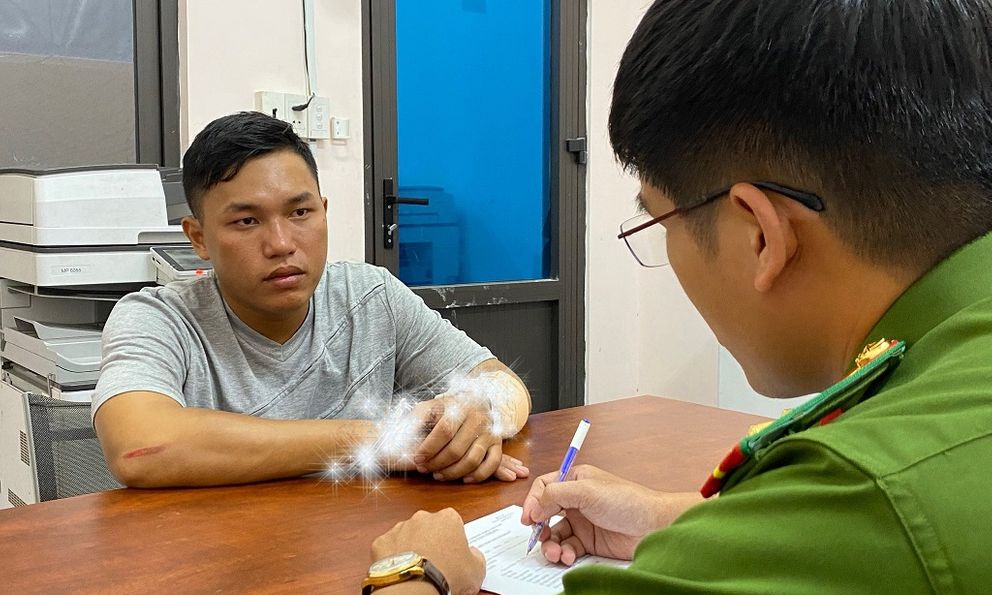 Vụ cướp tiệm vàng ở TP.HCM: Từ một manh mối quan trọng, trinh sát tiến hành rà soát các phòng khám