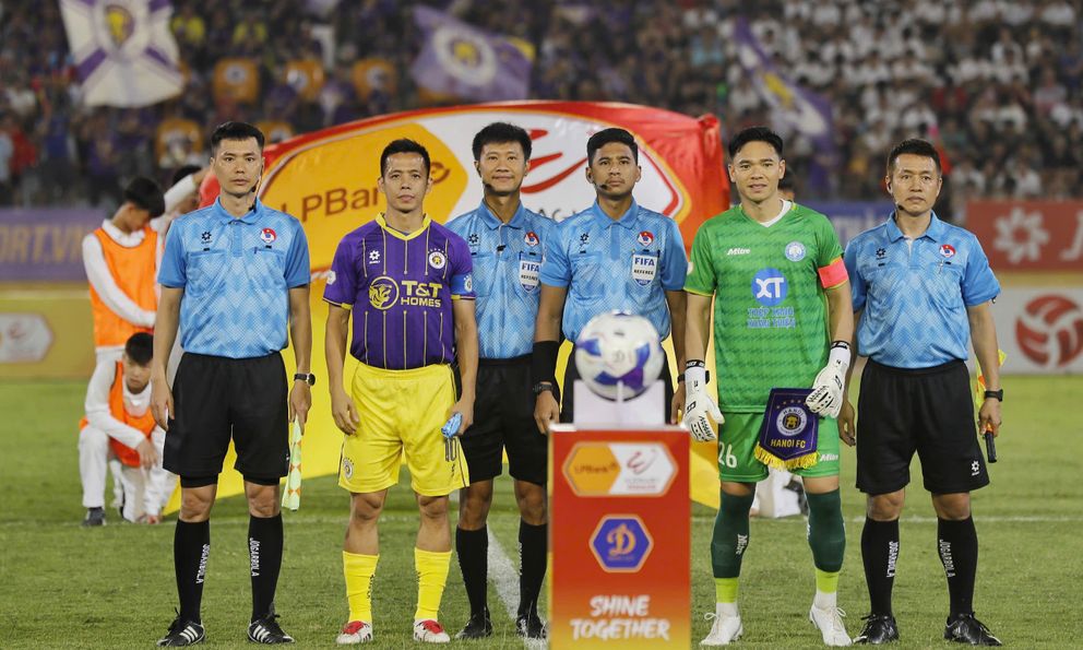 VFF nhận chỉ đạo nóng về V.League, cùng Bộ Công an xử lý mối lo dàn xếp tỷ số