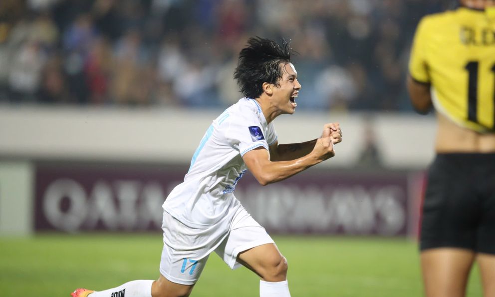 HLV Kim Sang-sik gọi bổ sung “Cơn lốc đường biên”, tuyển Việt Nam có tới 4 cầu thủ đấu MU