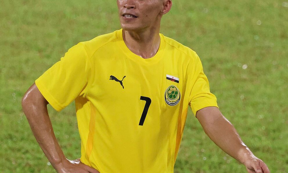 Cầu thủ Brunei từ chối cơ hội thi đấu với Manchester United