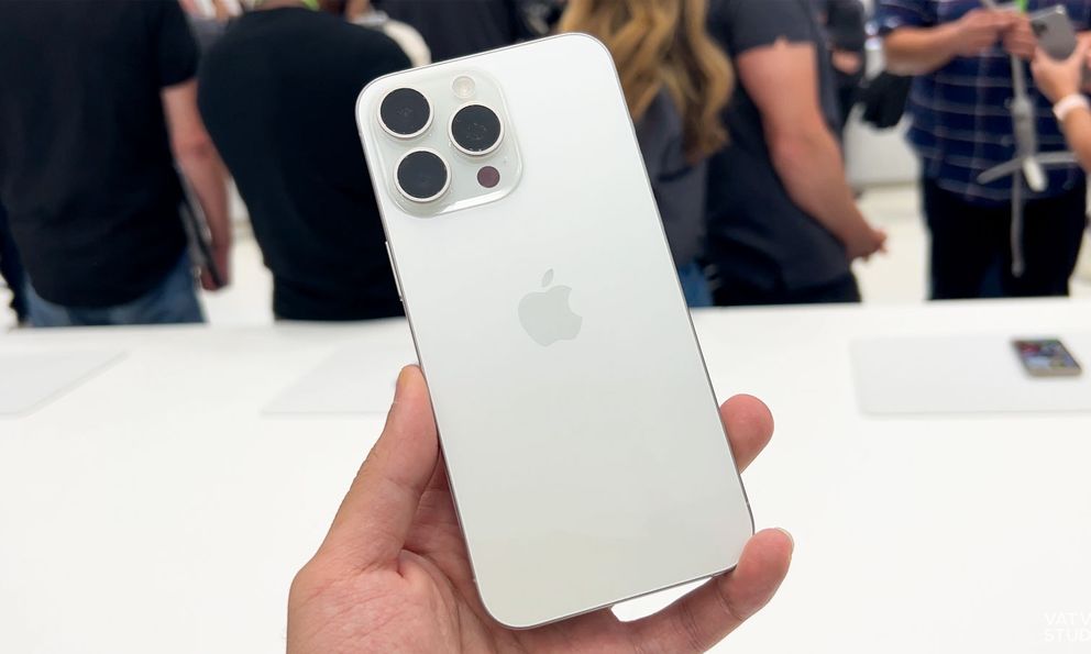 Hàng loạt iPhone giảm giá cực mạnh đầu tháng 5, máy cũ về mức 5,5 triệu đồng 