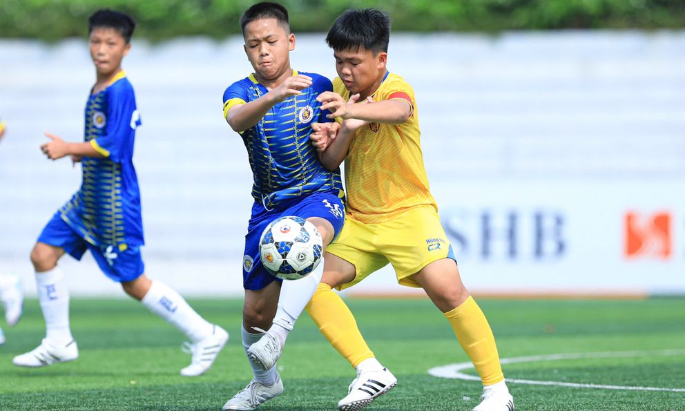 Bầu Hiển ra quyết định mới, bóng đá Việt Nam hưởng lợi lớn