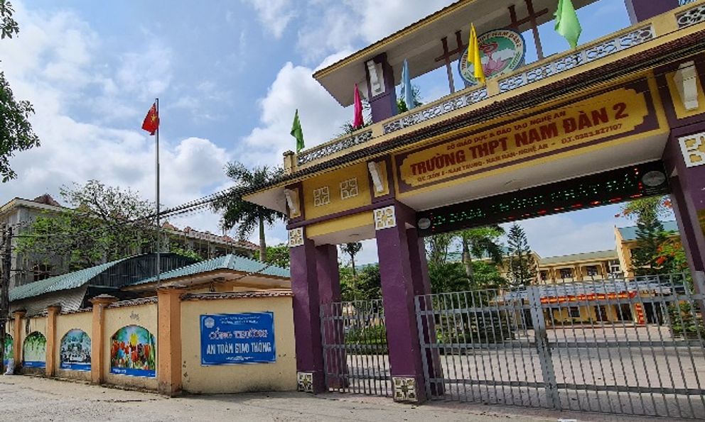 Thầy giáo bị tố nói “học cho lắm rồi cũng đi làm thuê, công nhân” lên tiếng bất ngờ