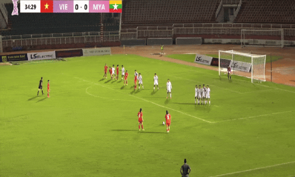 5 phút ghi 2 bàn, tuyển Việt Nam “chạm một tay” vào tấm vé bán kết giải Đông Nam Á