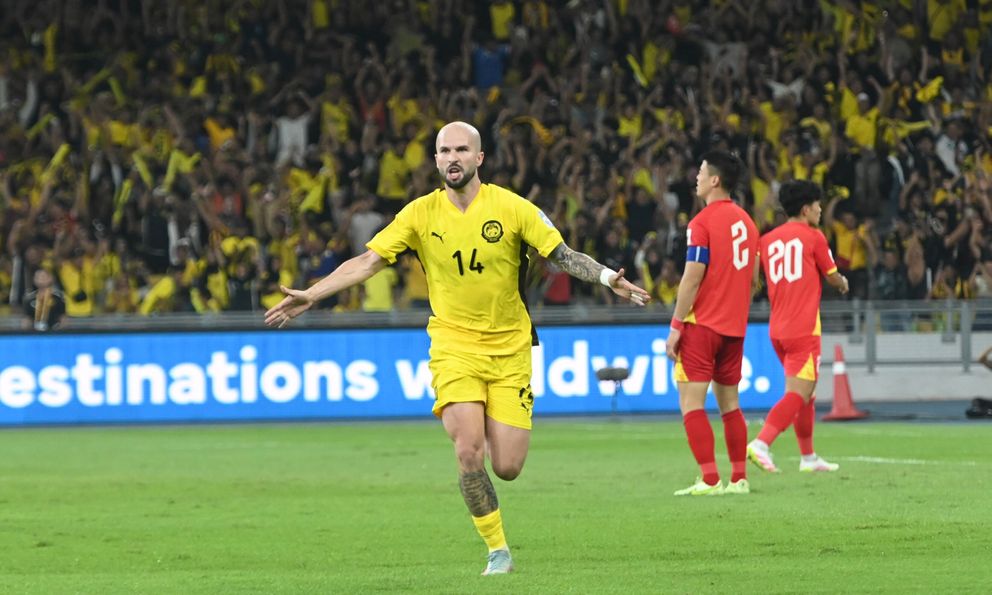 Tuyển Malaysia “có biến” sau trận gặp tuyển Việt Nam, HLV Cklamovski lên tiếng trải lòng