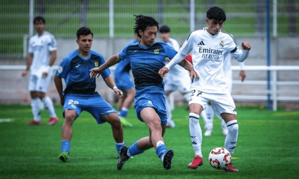 Tiền vệ Việt kiều từng đối đầu Real Madrid tăng tốc quá trình nhập tịch, muốn khoác áo tuyển Việt Nam