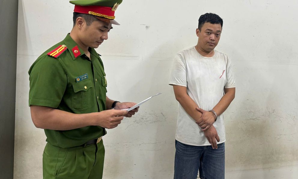 Nóng: Tạm giữ tài xế Thái Ngọc Anh trong vụ “chặt chém” 4,2 triệu đồng/cuốc taxi