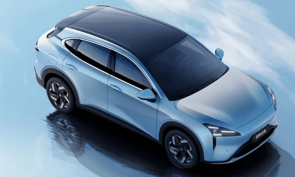 Mẫu SUV 'ăn' 4,9L/100 km ngang cỡ CR-V, giá quy đổi 400 triệu đồng, đã được đăng ký tại Việt Nam