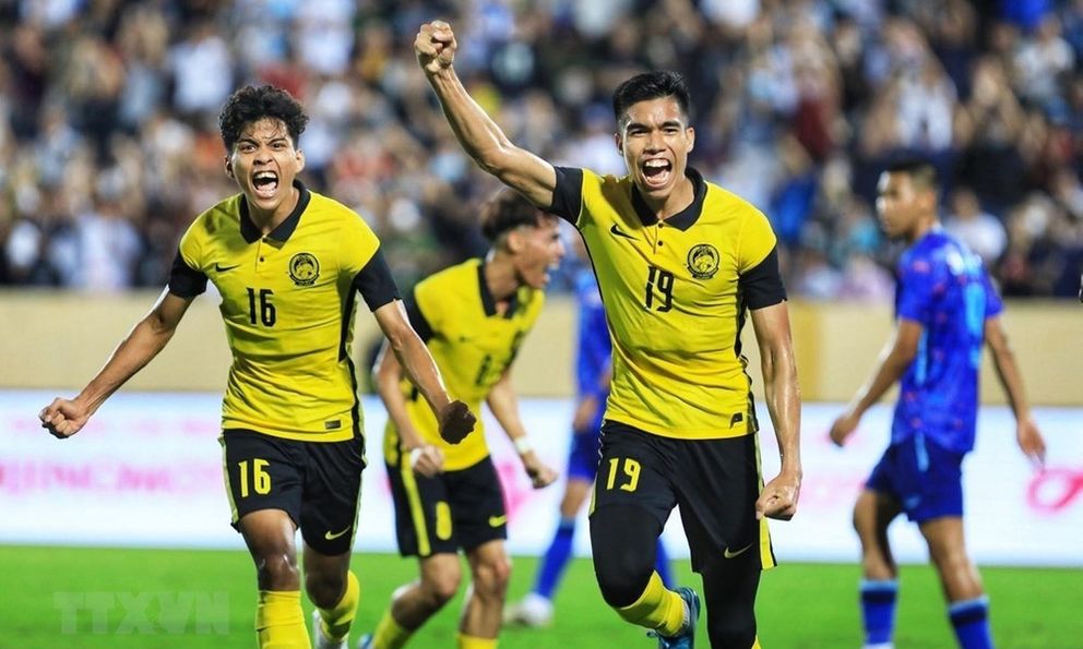Tuyển Malaysia thắng bằng đội hình “lạ”, gây áp lực cho tuyển Việt Nam