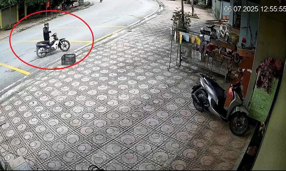 Trích xuất camera, truy bắt kẻ lẻn vào nhà xâm hại tình dục bé gái 9 tuổi ở Sơn La