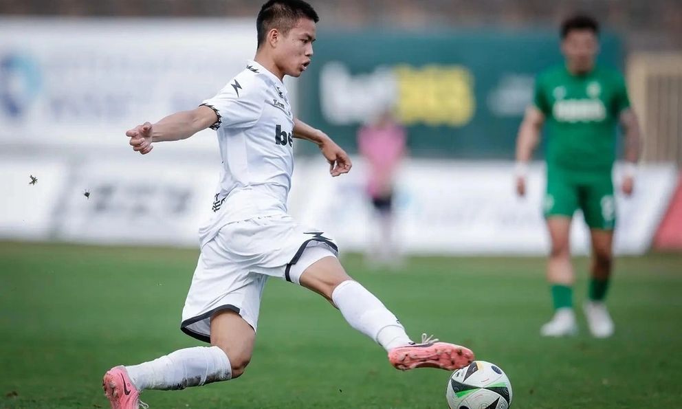 Vừa lọt top 3 giải thưởng danh giá tại châu Âu, cầu thủ Việt kiều 2k5 mở cánh cửa khoác áo ĐT Việt Nam