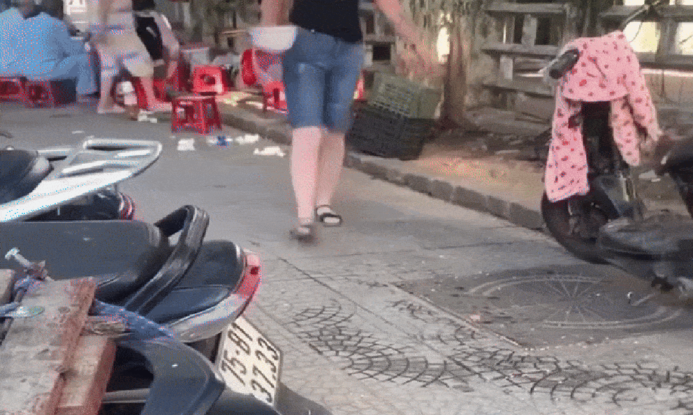 Vụ quán bún rửa bát 3 giây ở Huế: Đoàn kiểm tra đến, 